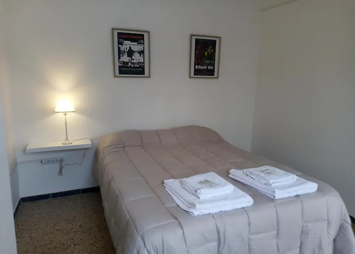 Urquiza - Habitacion Para Turistas